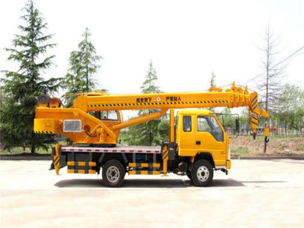 大宁县吊车电话_吊车出租降低成本的关键就是尽可能的